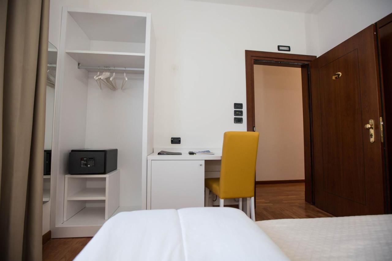 Hotel Palazzo Bello - Nuova Gestione Recanati Eksteriør bilde