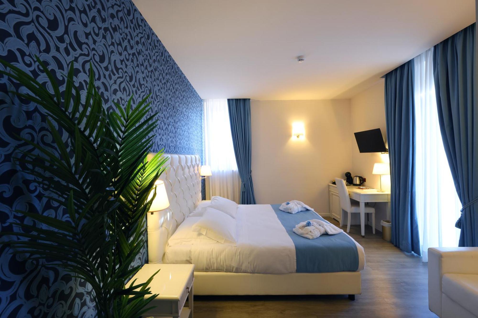 Hotel Palazzo Bello - Nuova Gestione Recanati Eksteriør bilde