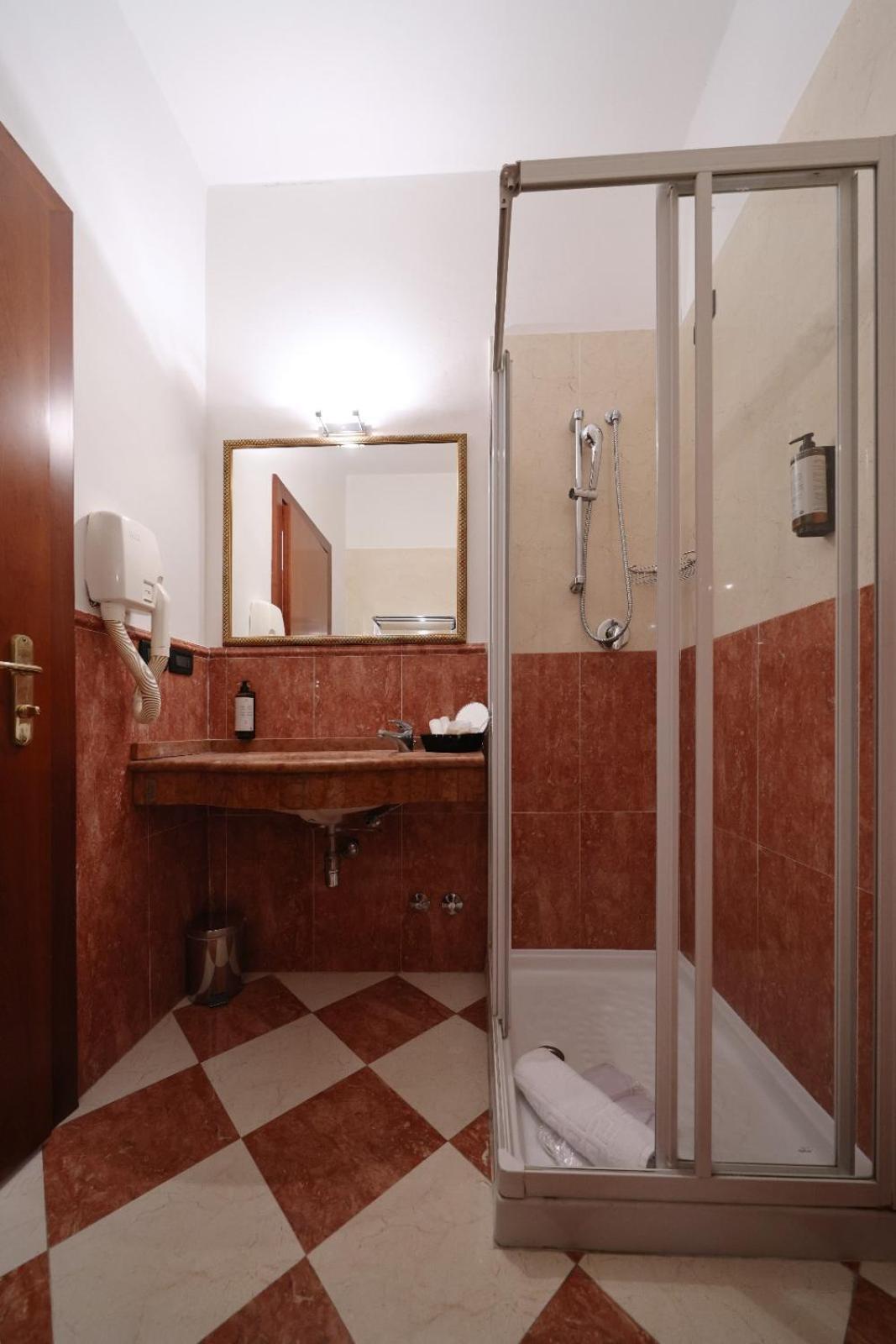 Hotel Palazzo Bello - Nuova Gestione Recanati Eksteriør bilde
