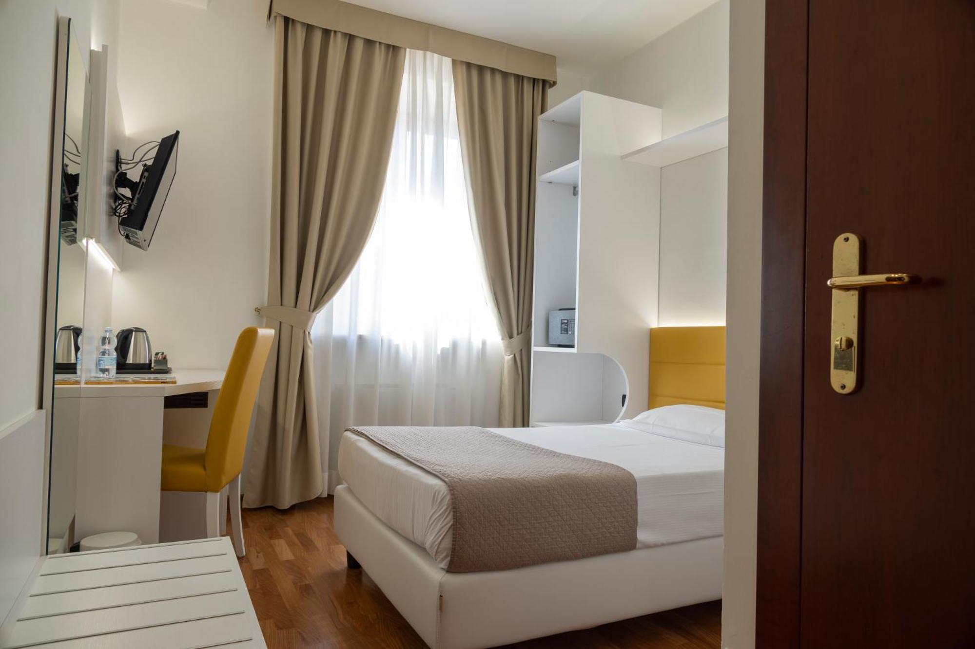 Hotel Palazzo Bello - Nuova Gestione Recanati Eksteriør bilde