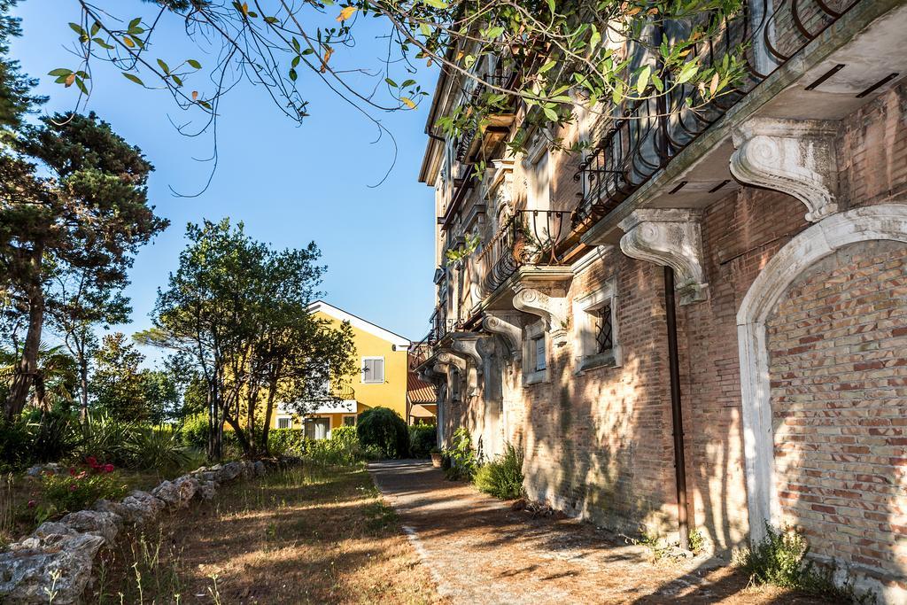 Hotel Palazzo Bello - Nuova Gestione Recanati Eksteriør bilde